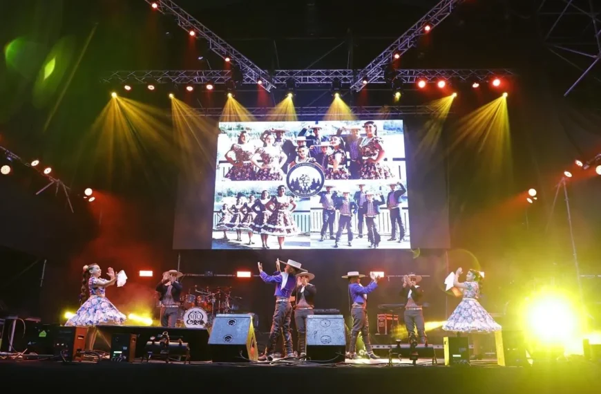 Fiestas Patrias Colina 2025: Celebración Familiar Imperdible