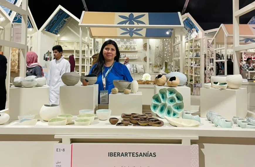 Artesanos Chilenos Destacan en Riad con el Sello de Excelencia