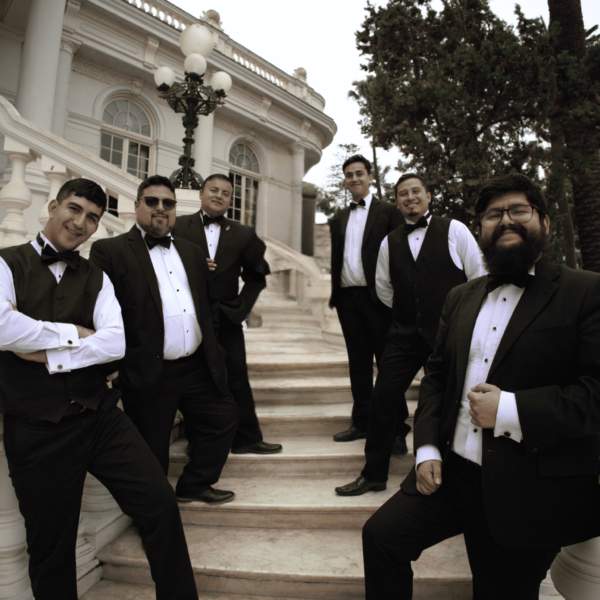 Tarde de Boleros: Revive la Magia de la Música Romántica